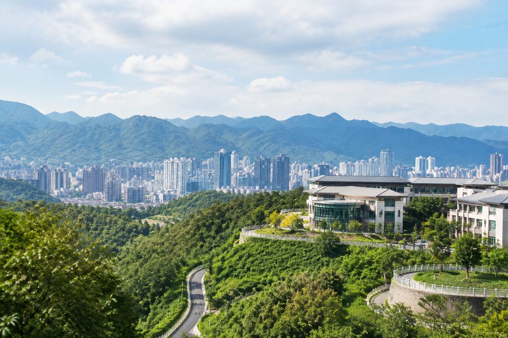 Medical Treatment in Guiyang China: Guizhou Province Medical Access and Mountain Recovery Experience — medical tourism p