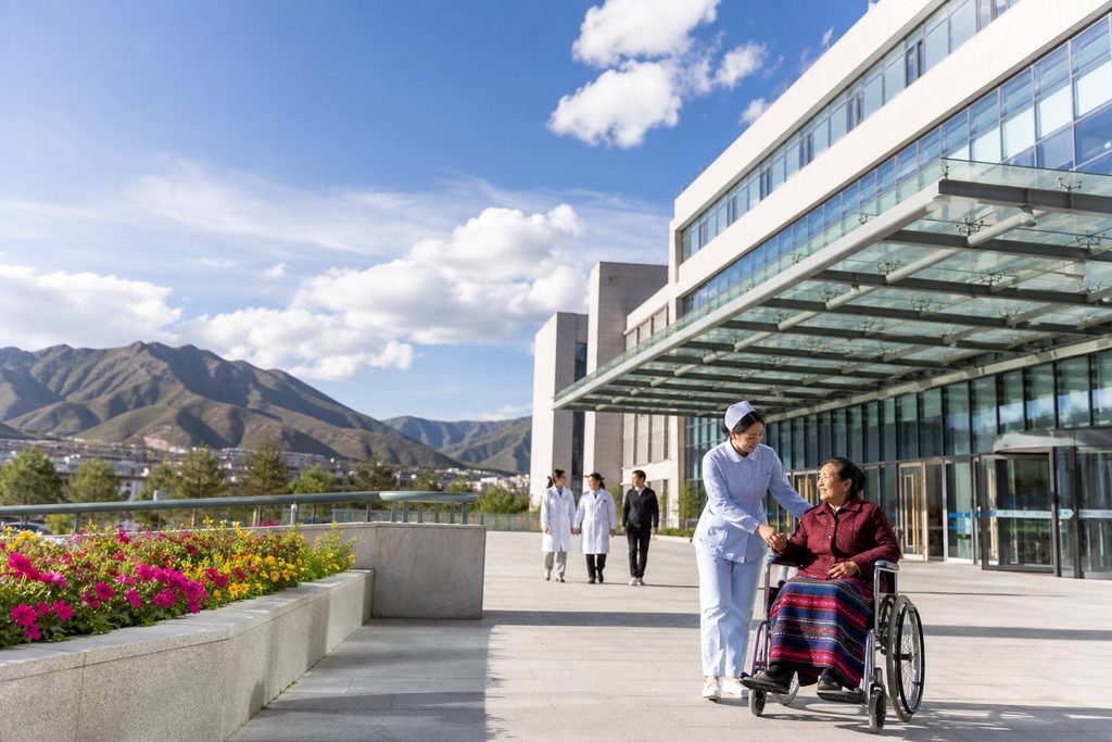 First Hospital Xining Qinghai International Patient Service: Highland Medical Access Tibet Plateau — high altitude medic