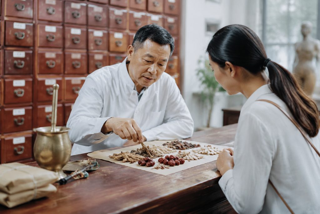 Custom Herbal Formula in China: How We Arrange Your TCM Prescription — custom herbal formula China price