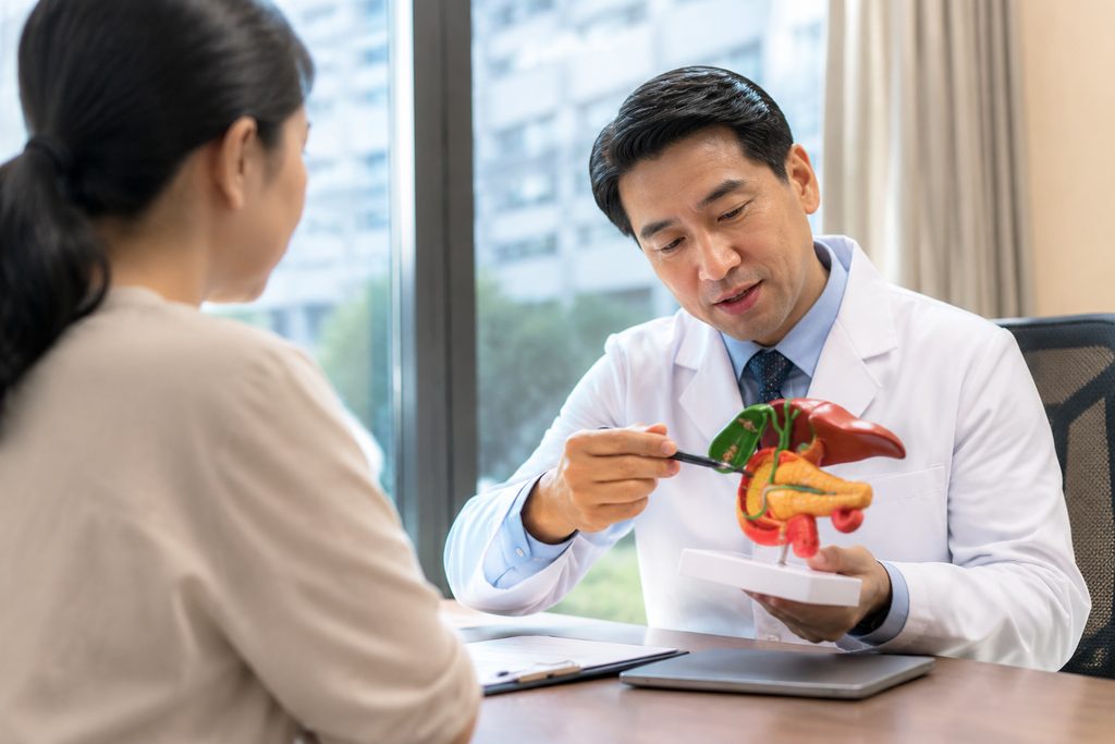 Can Gallstones Be Treated Without Surgery? — gallstone removal without surgery cost C