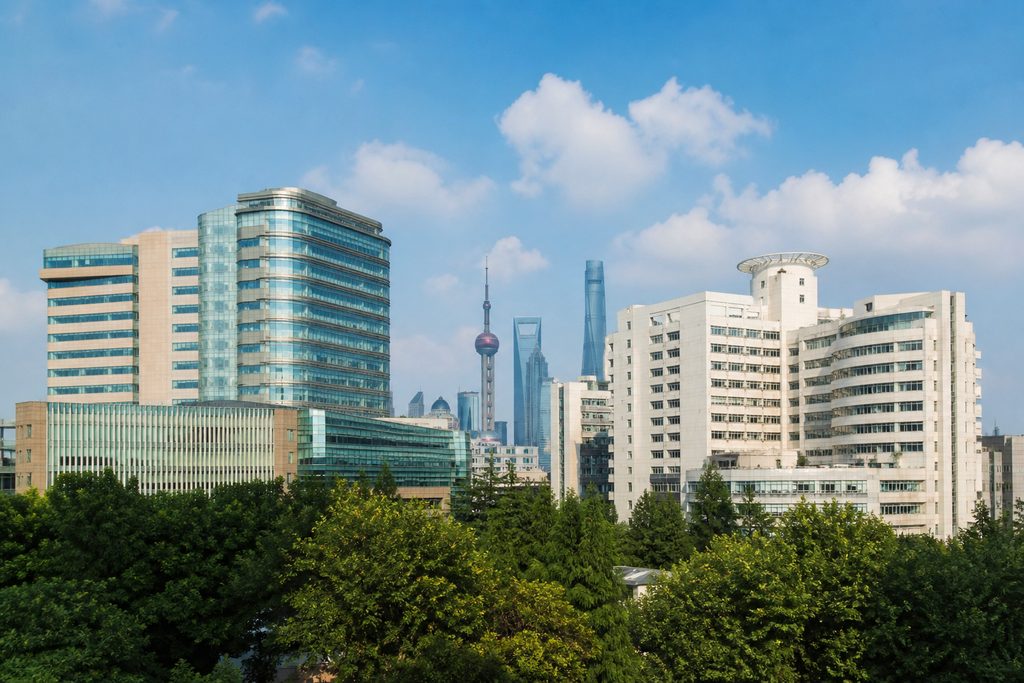 retina surgery cost Shanghai First Peopl - medical illustration