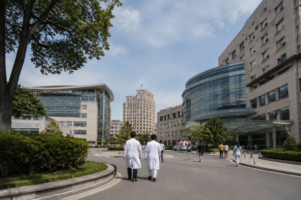 Ruijin Hospital vs Zhongshan Hospital pu - medical illustration