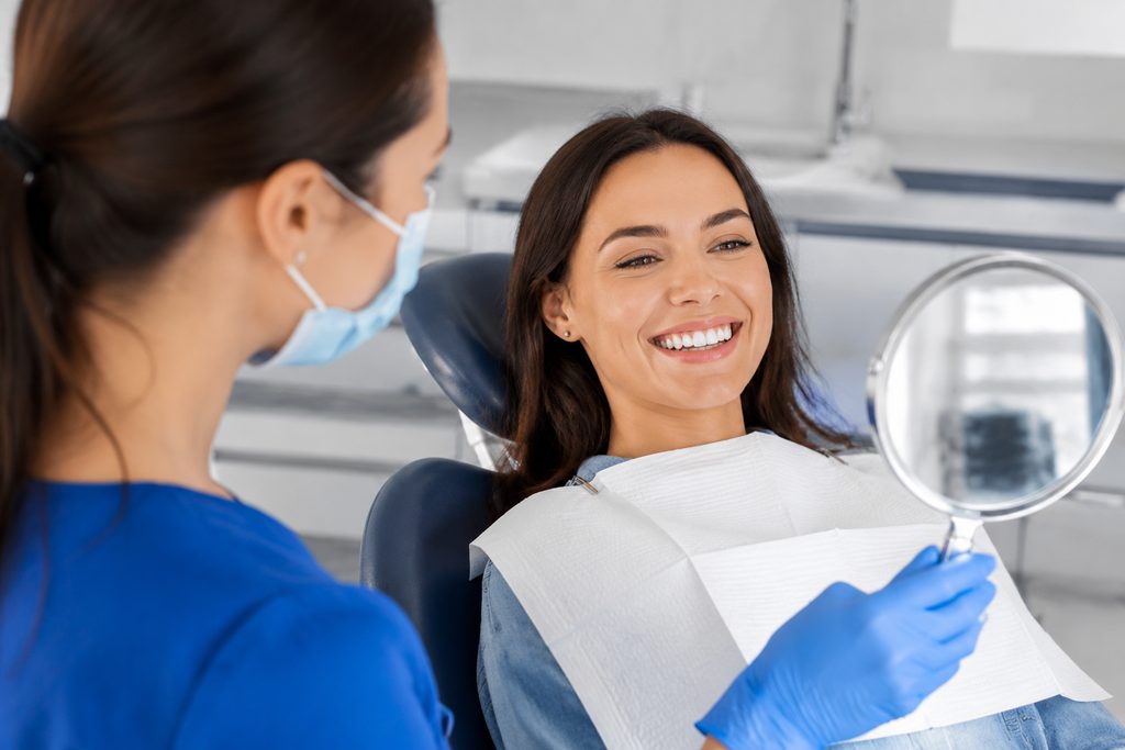 teeth whitening cost China - medical illustration